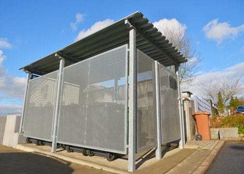 Einhausung von Müllbehältern